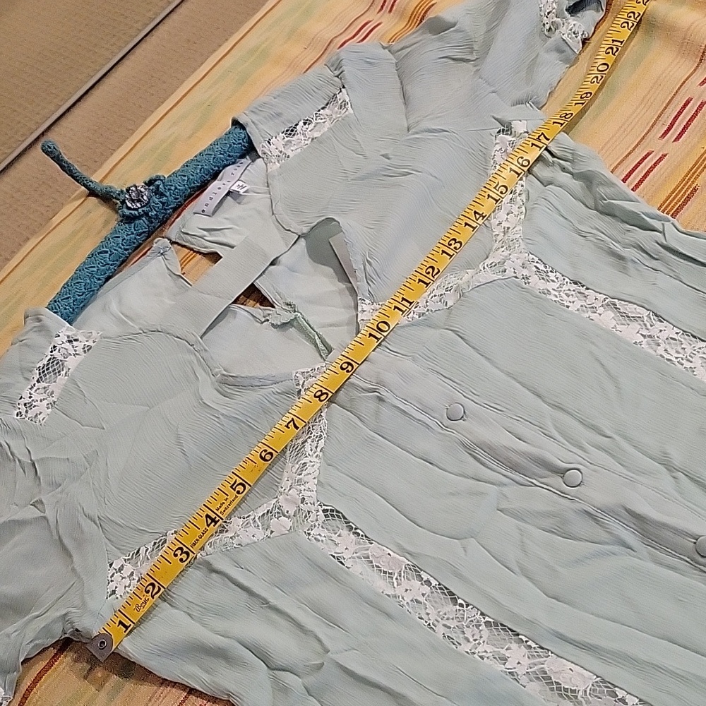 Beautiful Spring Dress - Picture 6 of 9